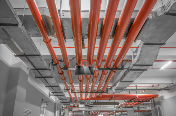 System of plumbing lines in a commercial building